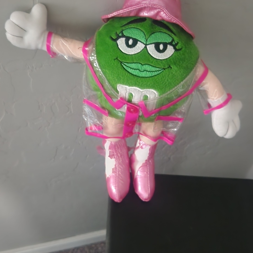 M&M'S Candy Gallerie Green Plush with Pink Outfit